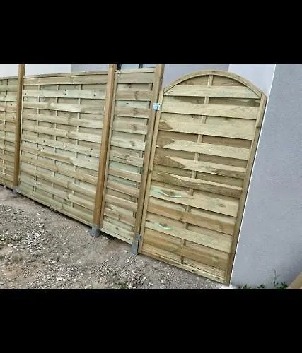 Joli studio avec jacuzzi et terrasse privée